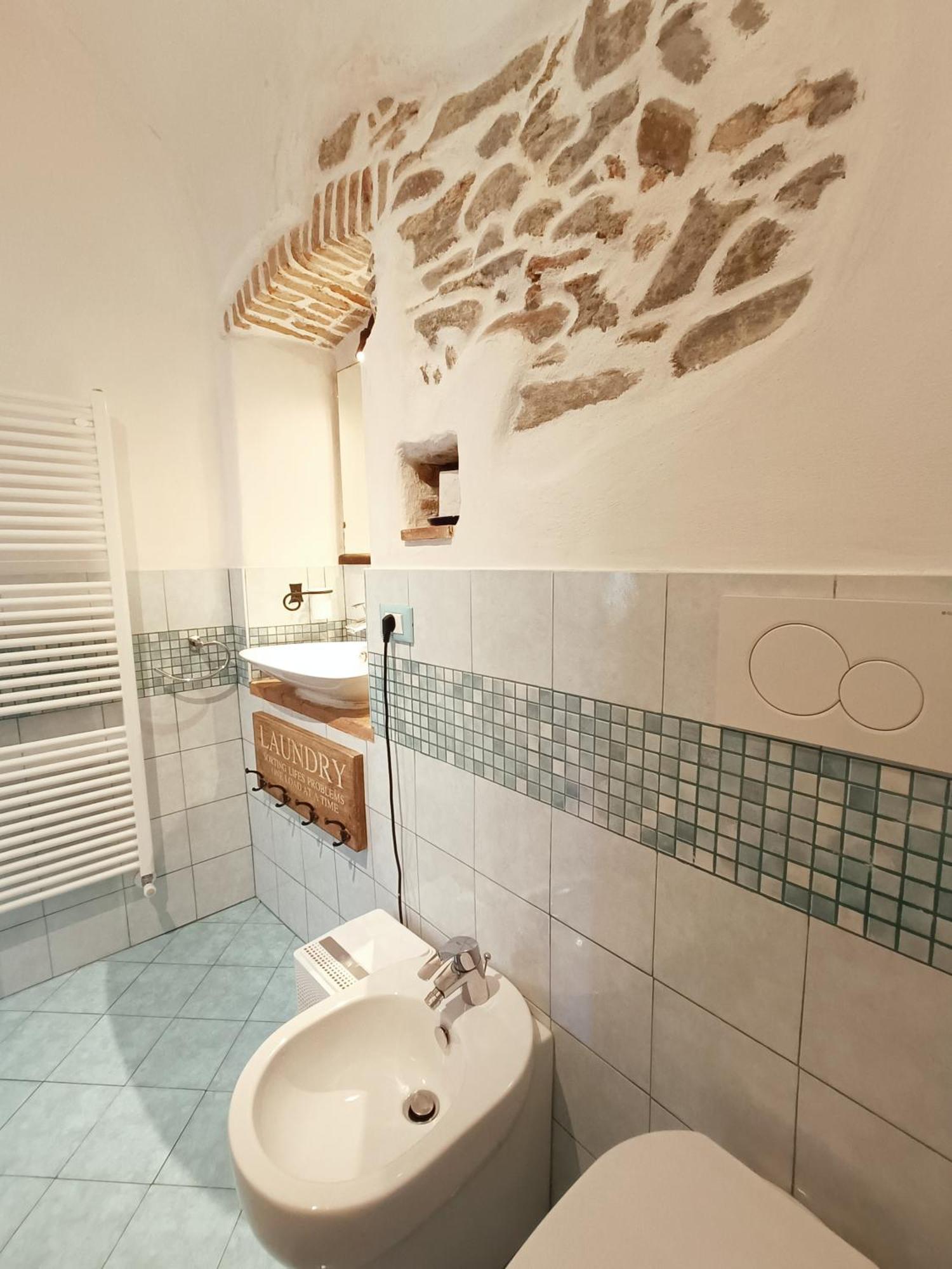 B&B Il Girasole Finale Ligure Eksteriør billede