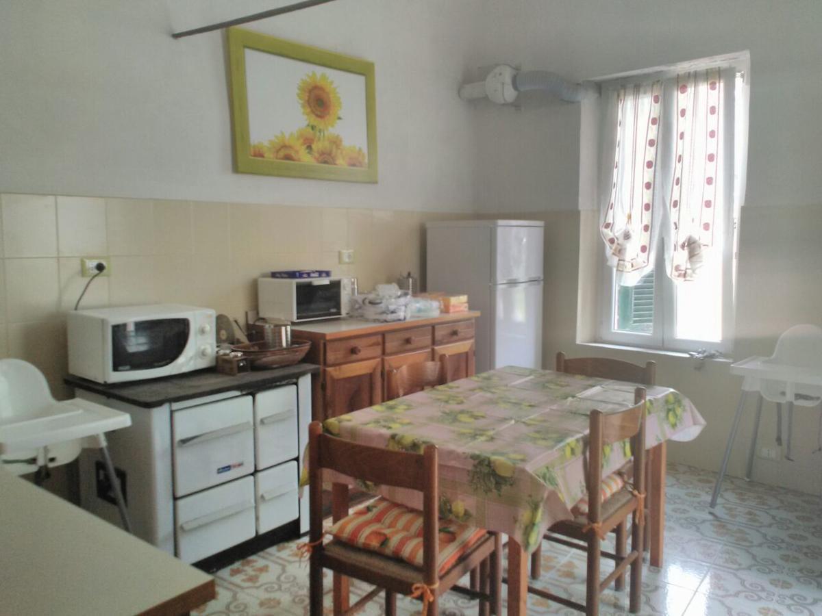 B&B Il Girasole Finale Ligure Eksteriør billede