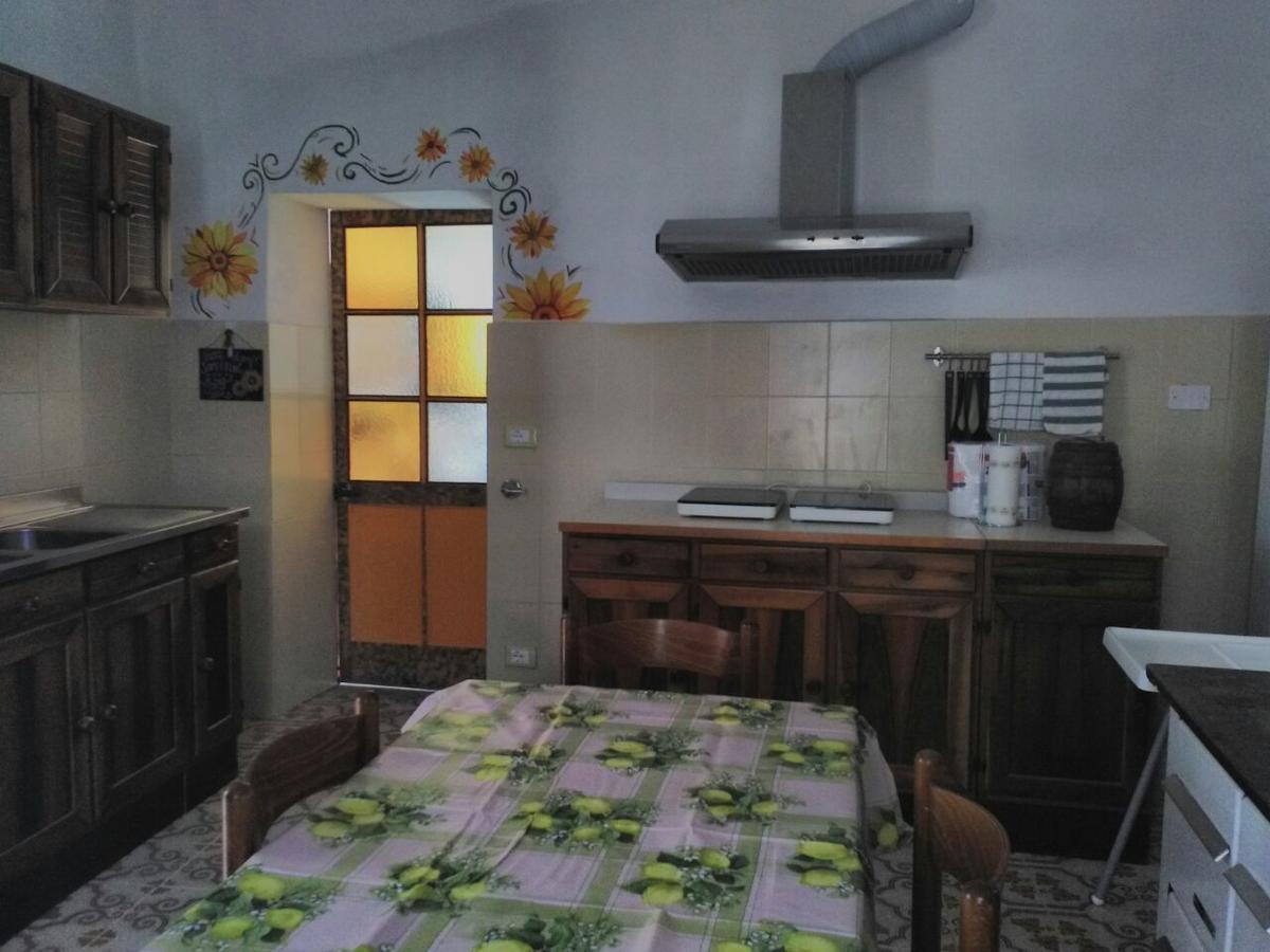 B&B Il Girasole Finale Ligure Eksteriør billede